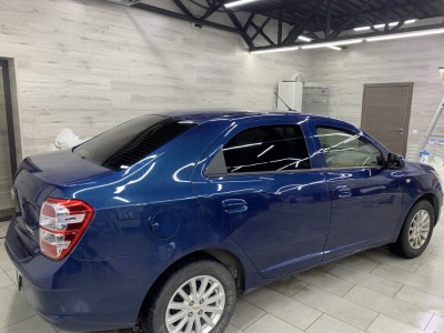 Тонирование задней полусферы остекления авто Chevrolet Cobalt 2011 (RAVON R4)