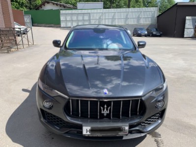 Тонирование задней полусферы Maserati Levante