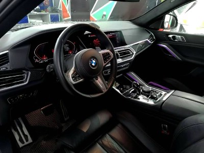 Полный ремонт трещины лобового стекла BMW X6 G06