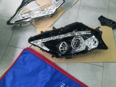 Ремонт фары головного освещения Lexus RX300
