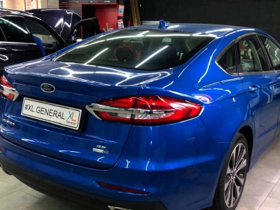 Тонирование задней полусферы на автомобиле Ford Mondeo