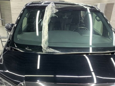 Бронирование лобового стекла и панорамной крыши Toyota Alphard III