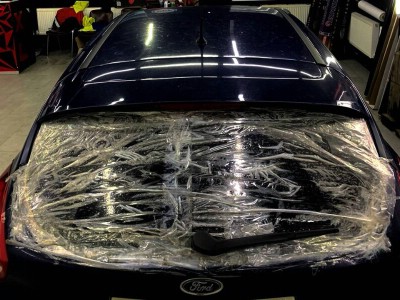 Замена и тонирование заднего стекла на Ford Focus III 2014-2019