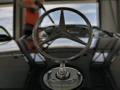 Замена передней части панорамной крыши на Mercedes S-Class W222